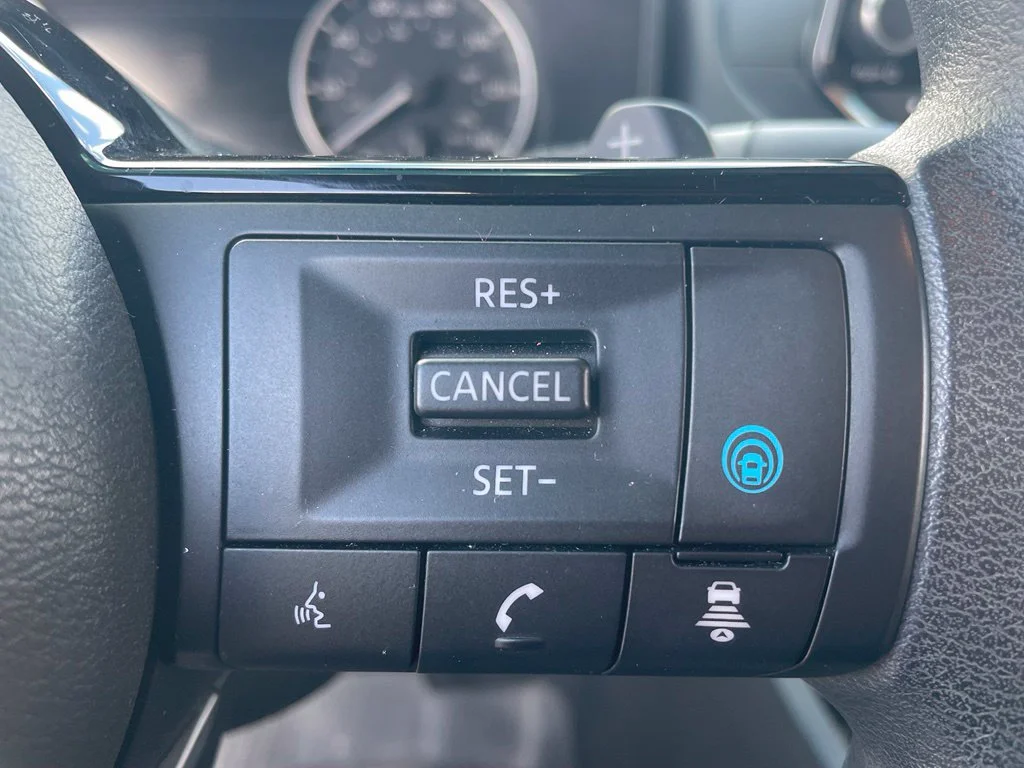 Used 2023 White Nissan SV image 9