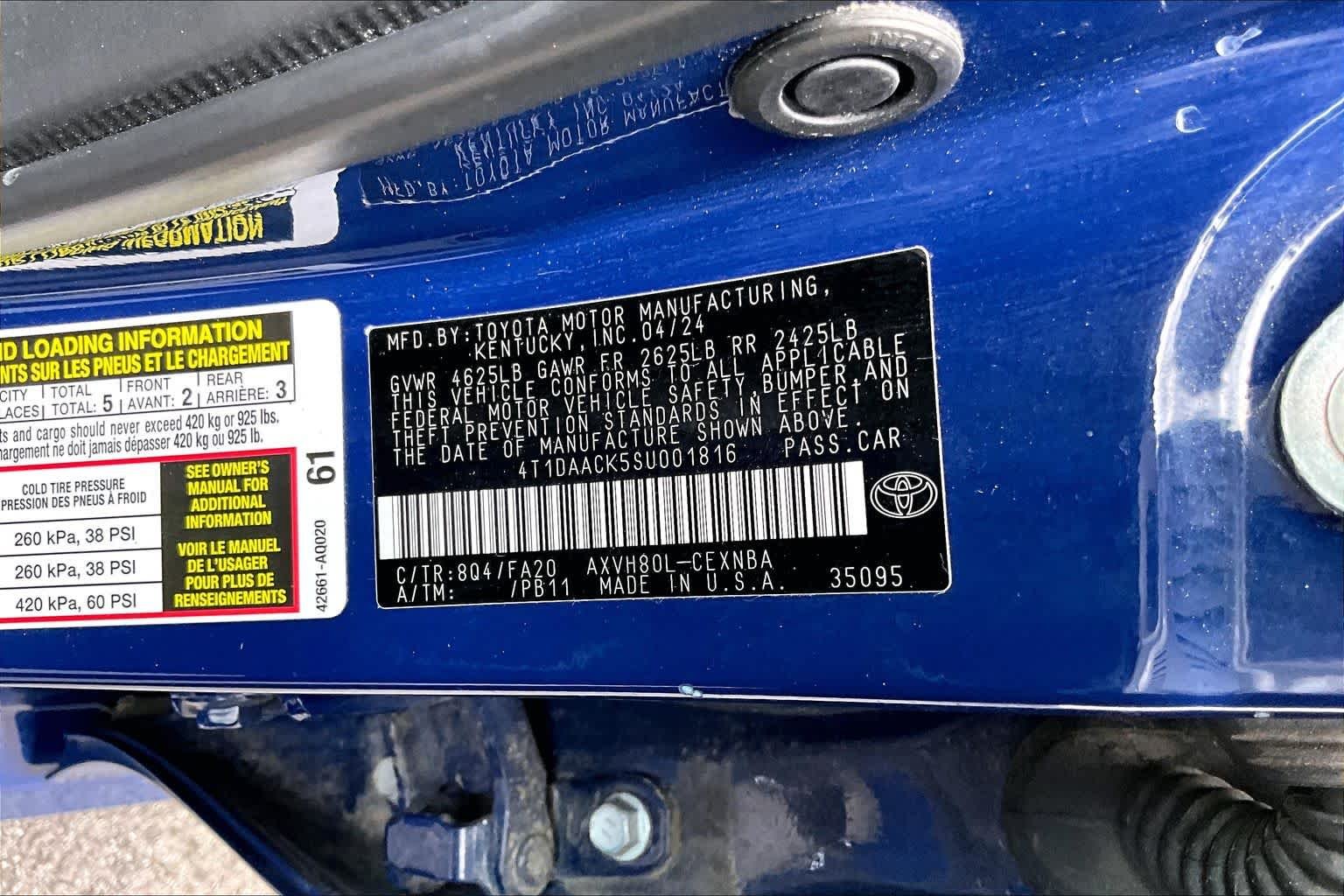 Used 2025 Reservoir Blue Toyota LE image 34