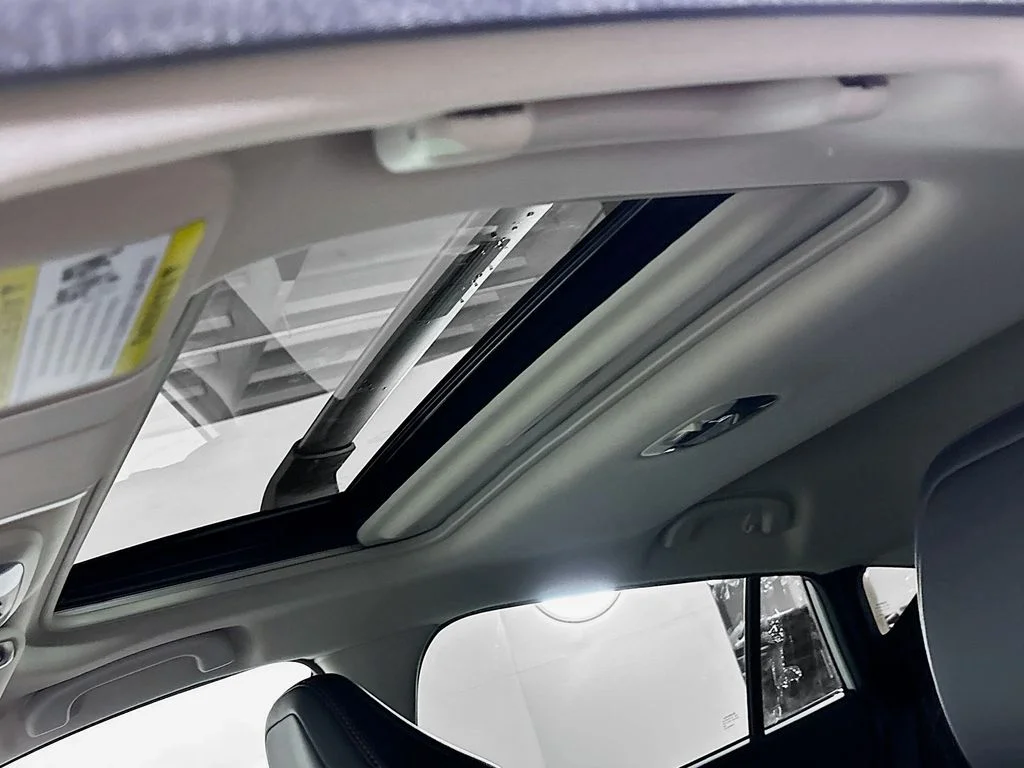 Used 2025 White Subaru Limited image 19