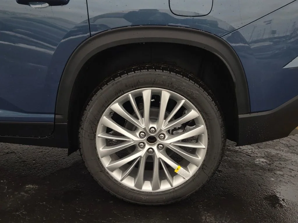 2026 Chevrolet Traverse LT - Photo 15
