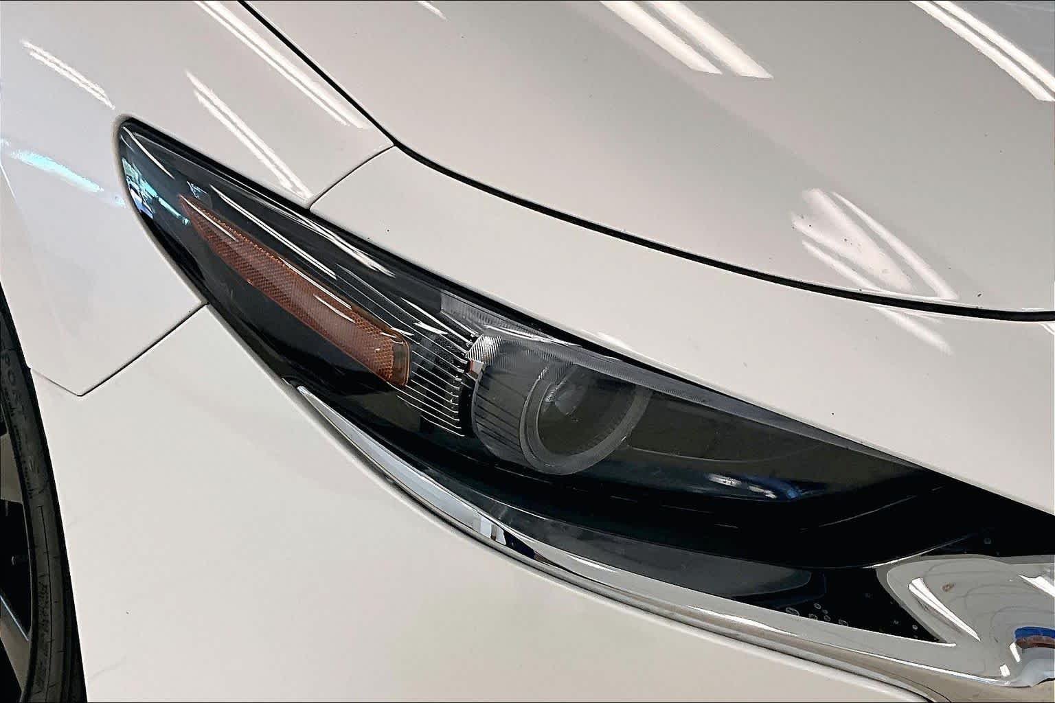 Used 2022 Snowflake White Pearl Mica Mazda 2.5 Turbo image 26
