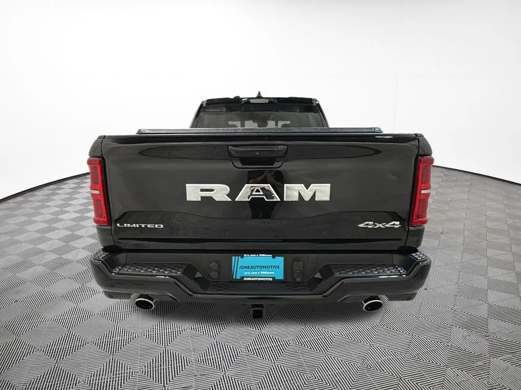 2026 RAM 1500 Limited - Photo 10