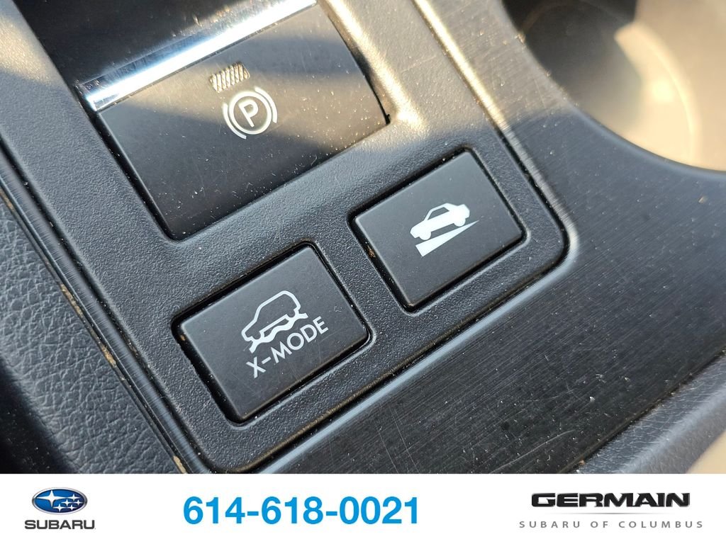 Used 2018 Blue Subaru 2.5i Premium image 32