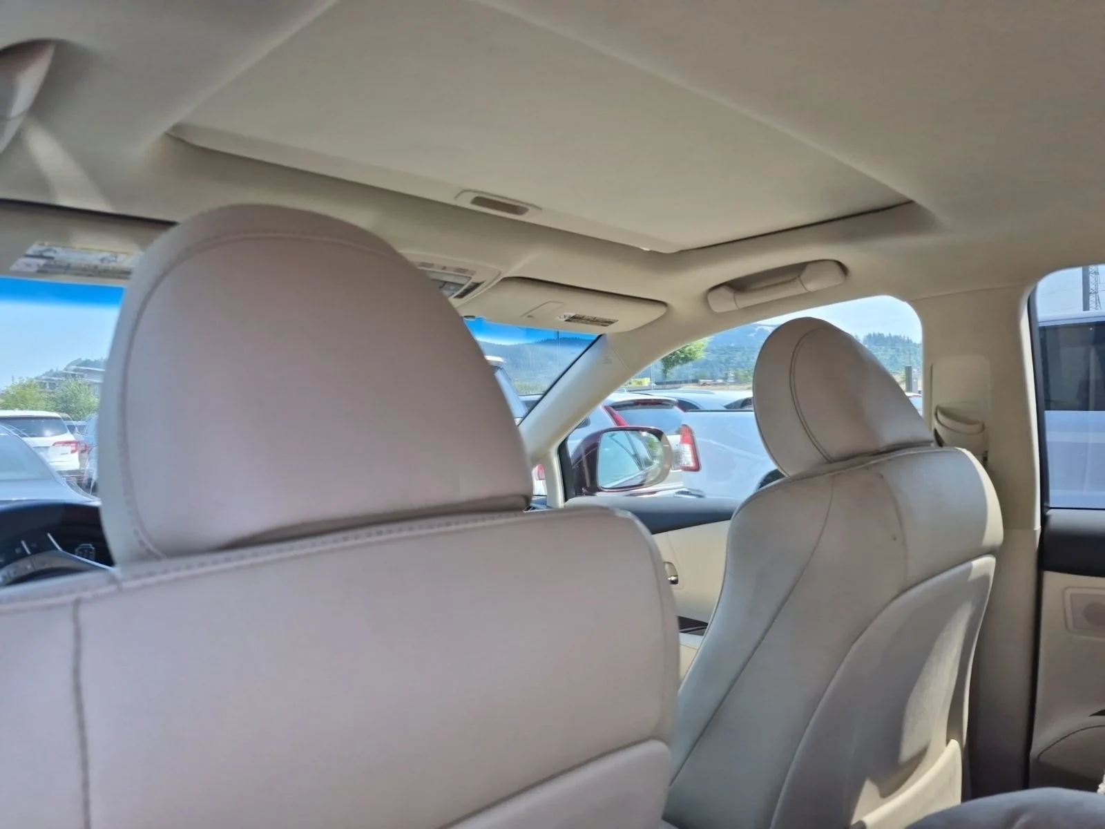 Used 2015 Red Lexus 350 image 7