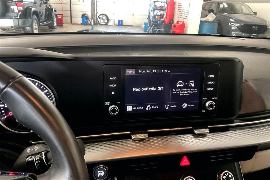 2024 KIA CARNIVAL - Image 20