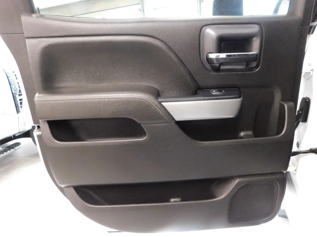 Used 2017 Summit White Chevrolet LTZ image 26
