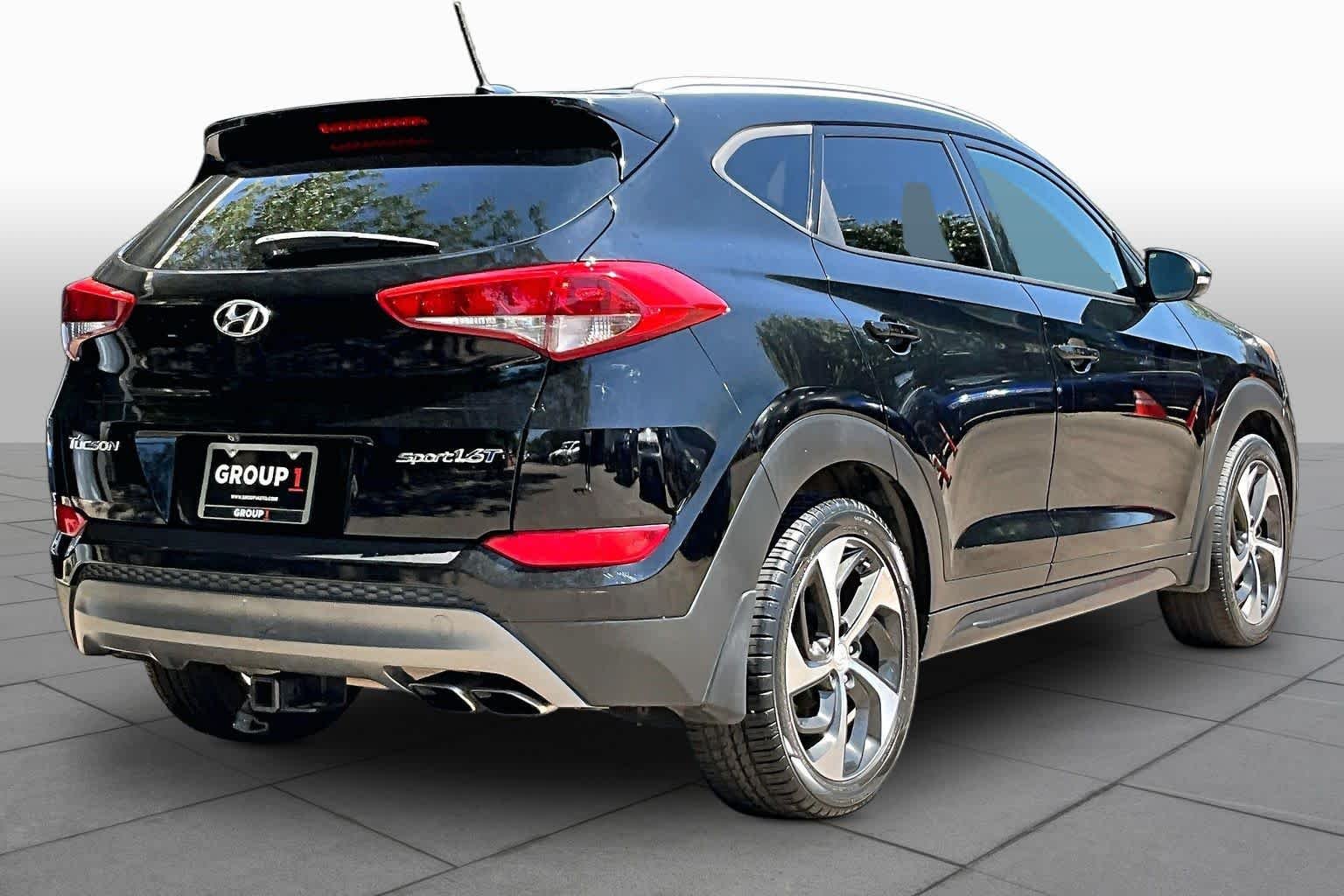 Used 2016 Ash Black Hyundai Sport image 12