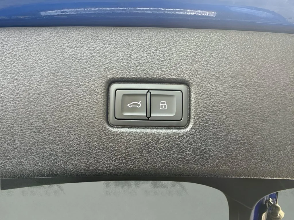 Used 2021  Audi Prestige image 33