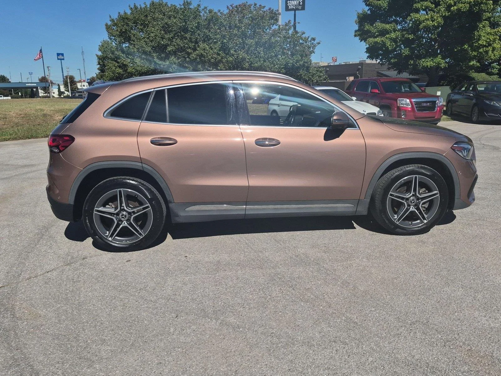 Used 2021 Rose Gold Metallic Mercedes-Benz GLA 250 image 6