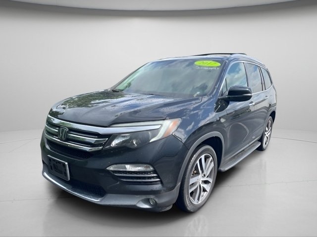 Used 2017 Crystal Black Pearl Honda Touring image 2