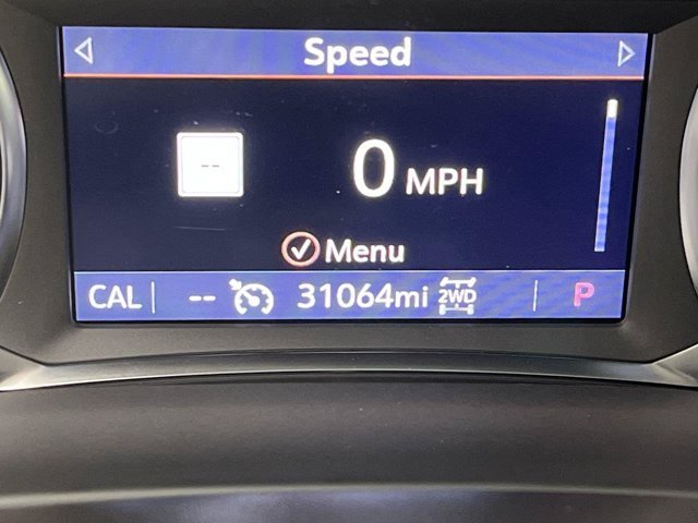 Used 2023 Volcanic Red Tintcoat GMC SLE image 17