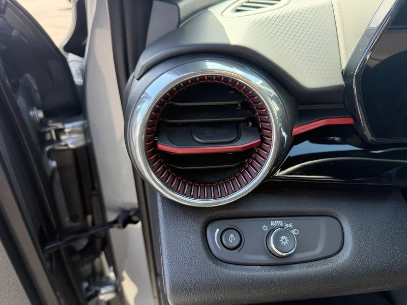 2026 Chevrolet Trax RS - Photo 15