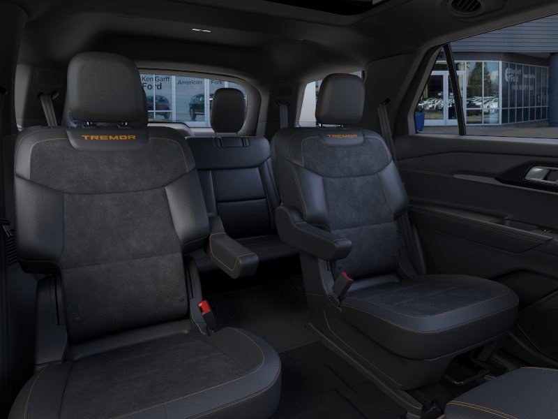 New 2026 Space White Metallic Ford Tremor image 12