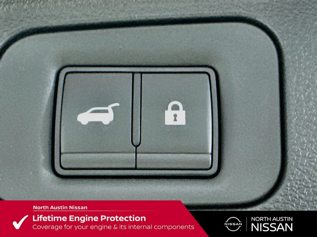 New 2026 White Nissan Platinum Reserve image 34