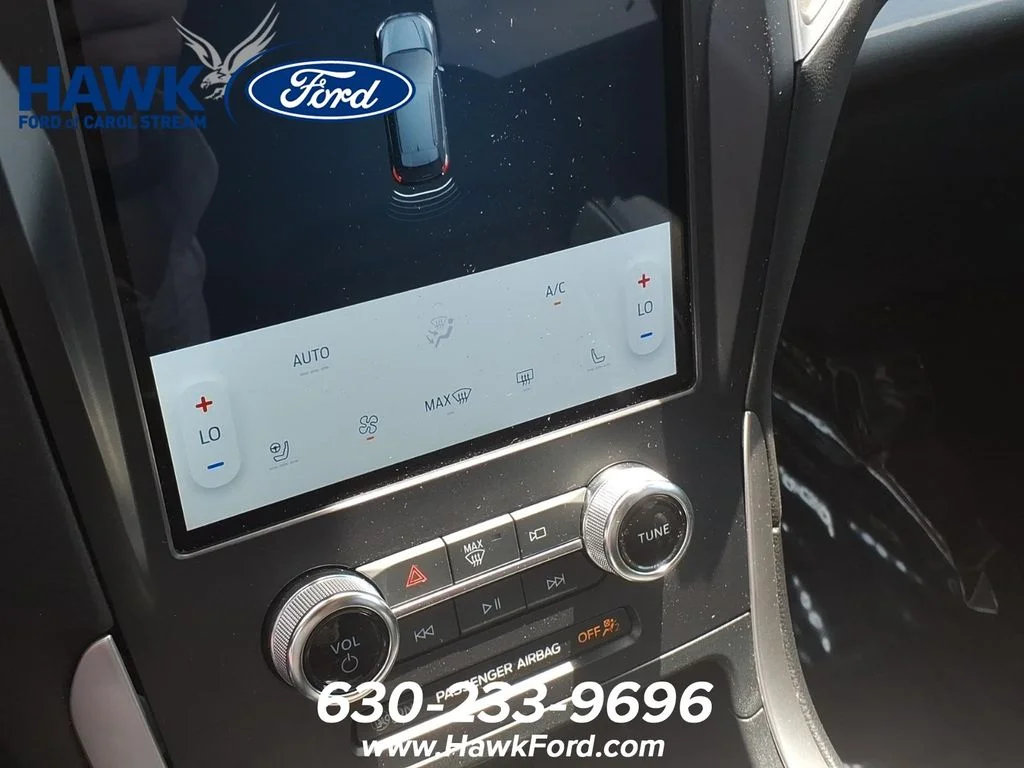 Certified Used 2024 Oxford White Ford SEL image 11