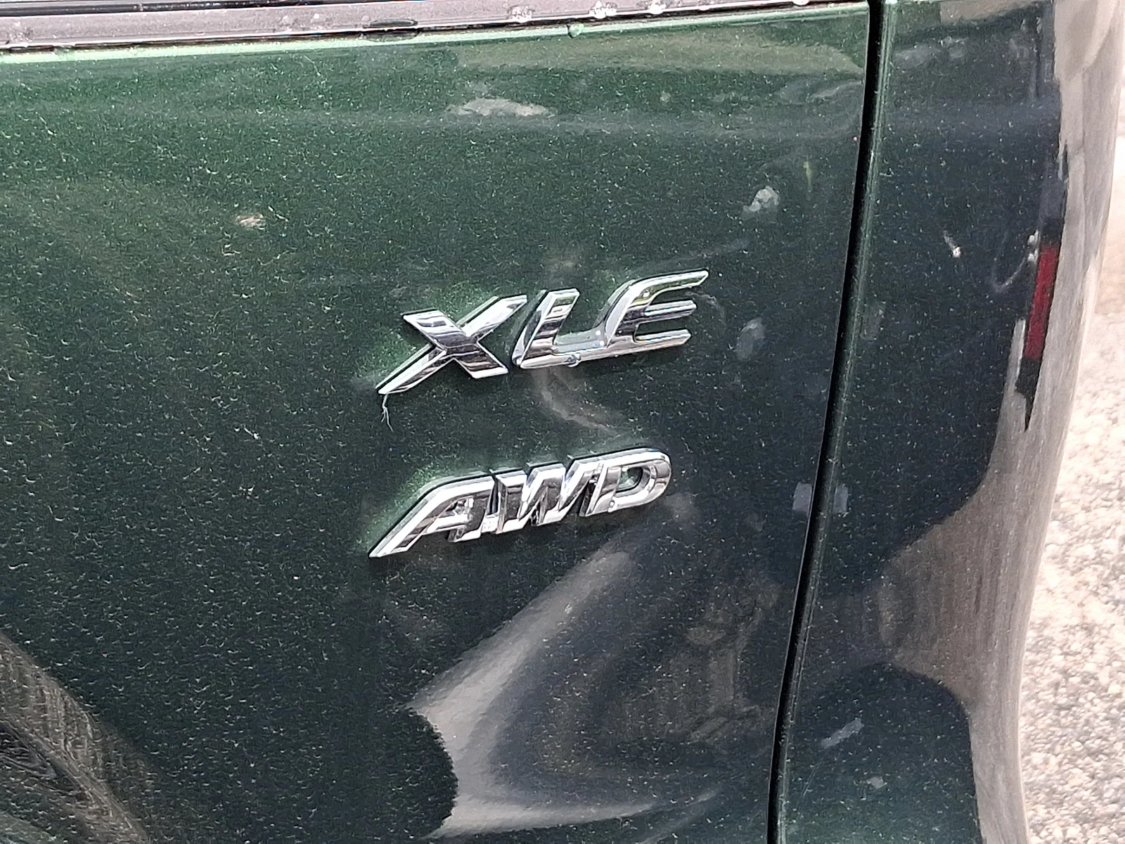 Used 2025 Green Toyota XLE image 6