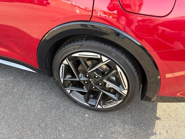 New 2026 Currant Red Kia GT-Line image 7
