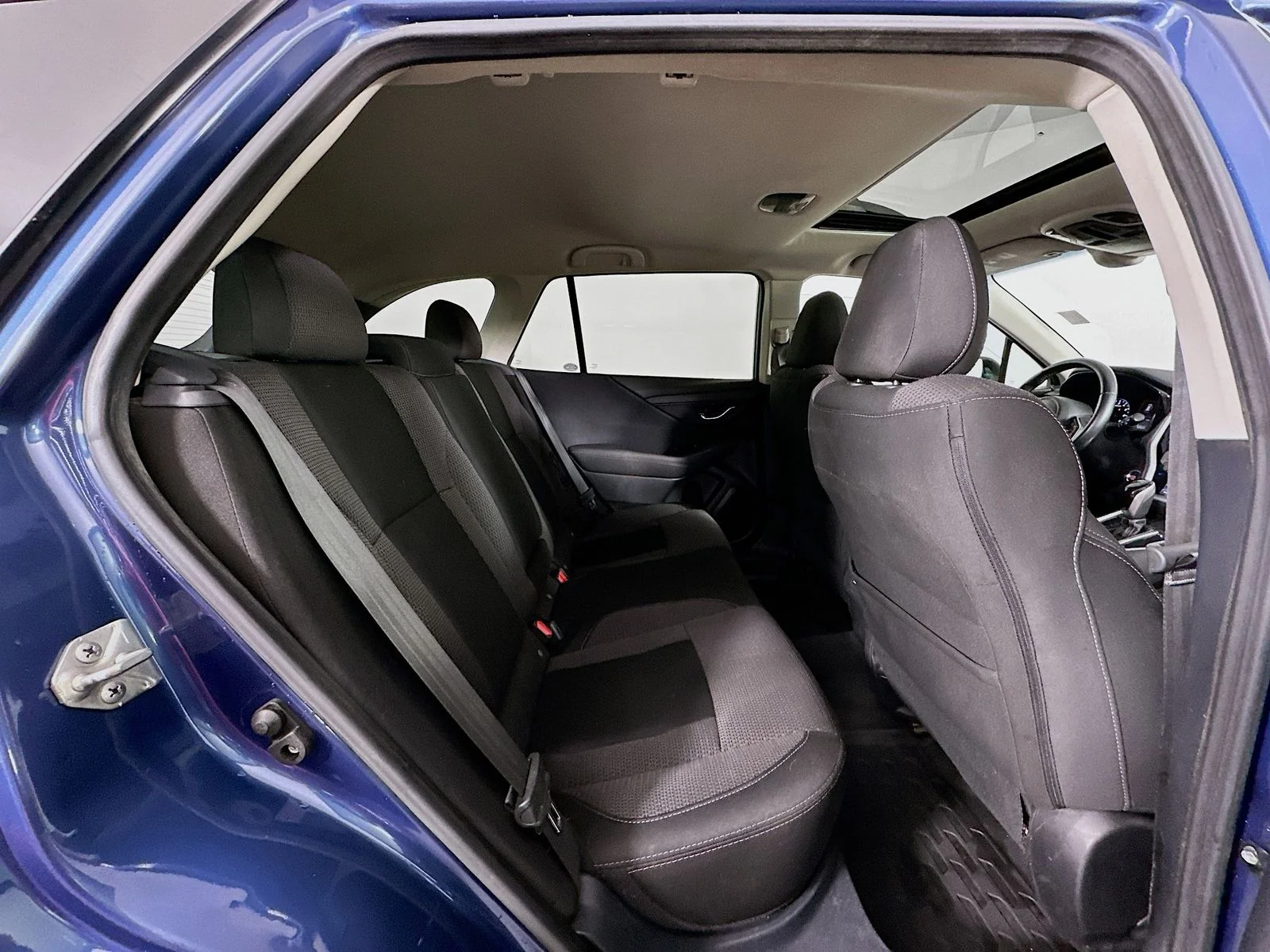 Used 2020 Abyss Blue Pearl Subaru Premium image 29