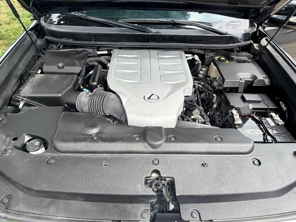 Used 2021 Black Onyx Lexus Premium image 31