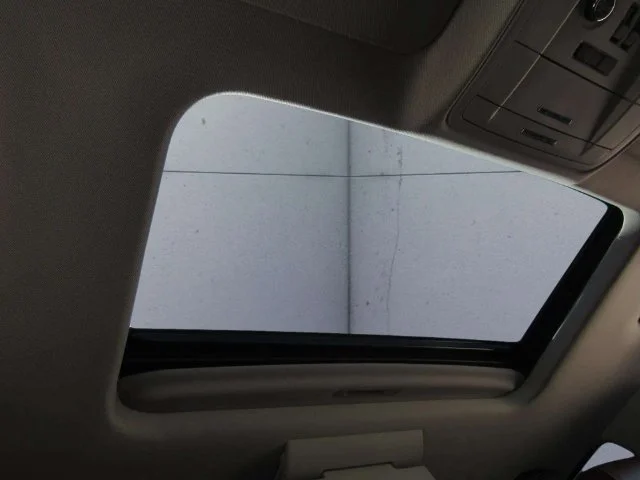 Used 2019 Pearl Chevrolet Premier image 8