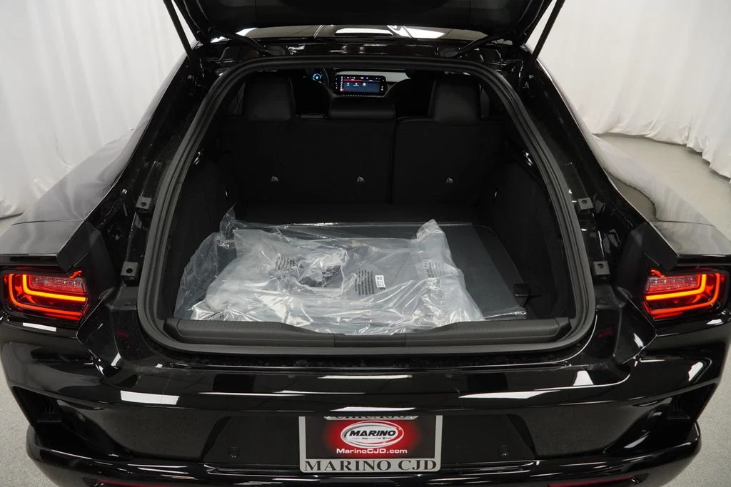 New 2026 Diamond Black Crystal Pearlcoat Dodge Scat Pack image 28