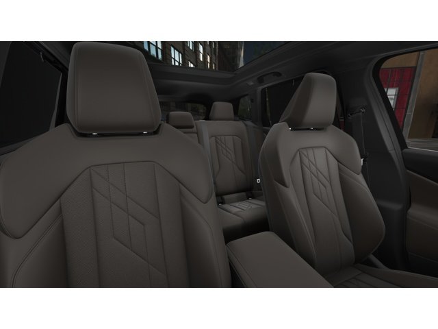 New 2026 Mineral White Metallic BMW  image 11
