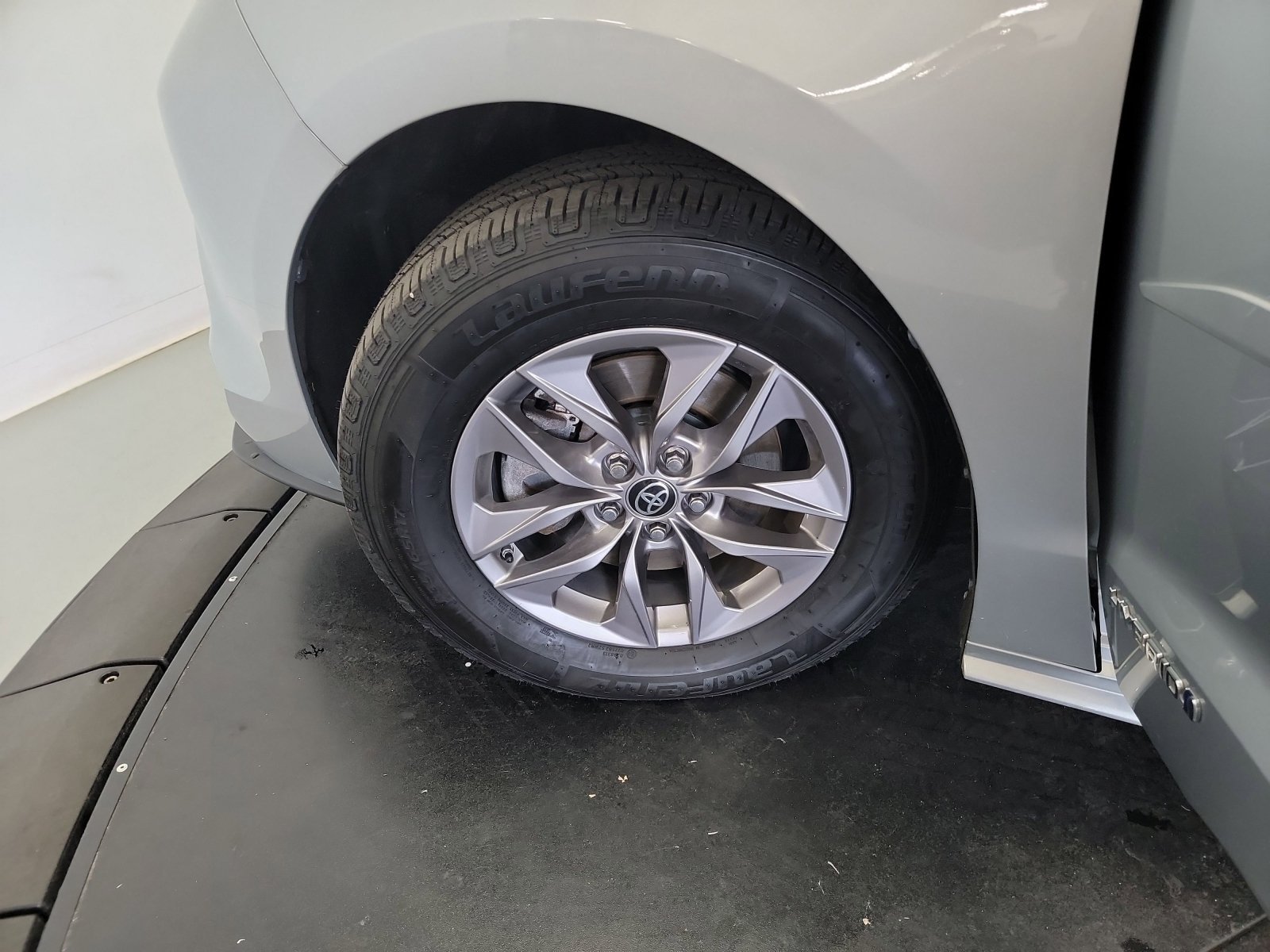 Used 2021 Celestial Silver Metallic Toyota XLE image 29