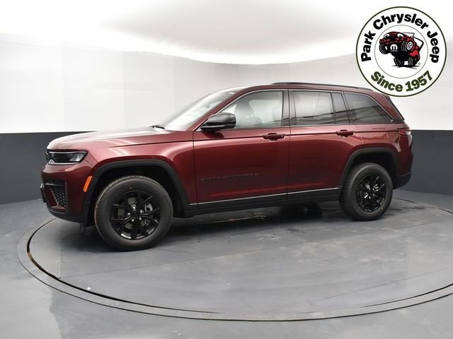 New 2026 Velvet Red Pearl-Coat Exterior Paint Jeep Altitude image 3