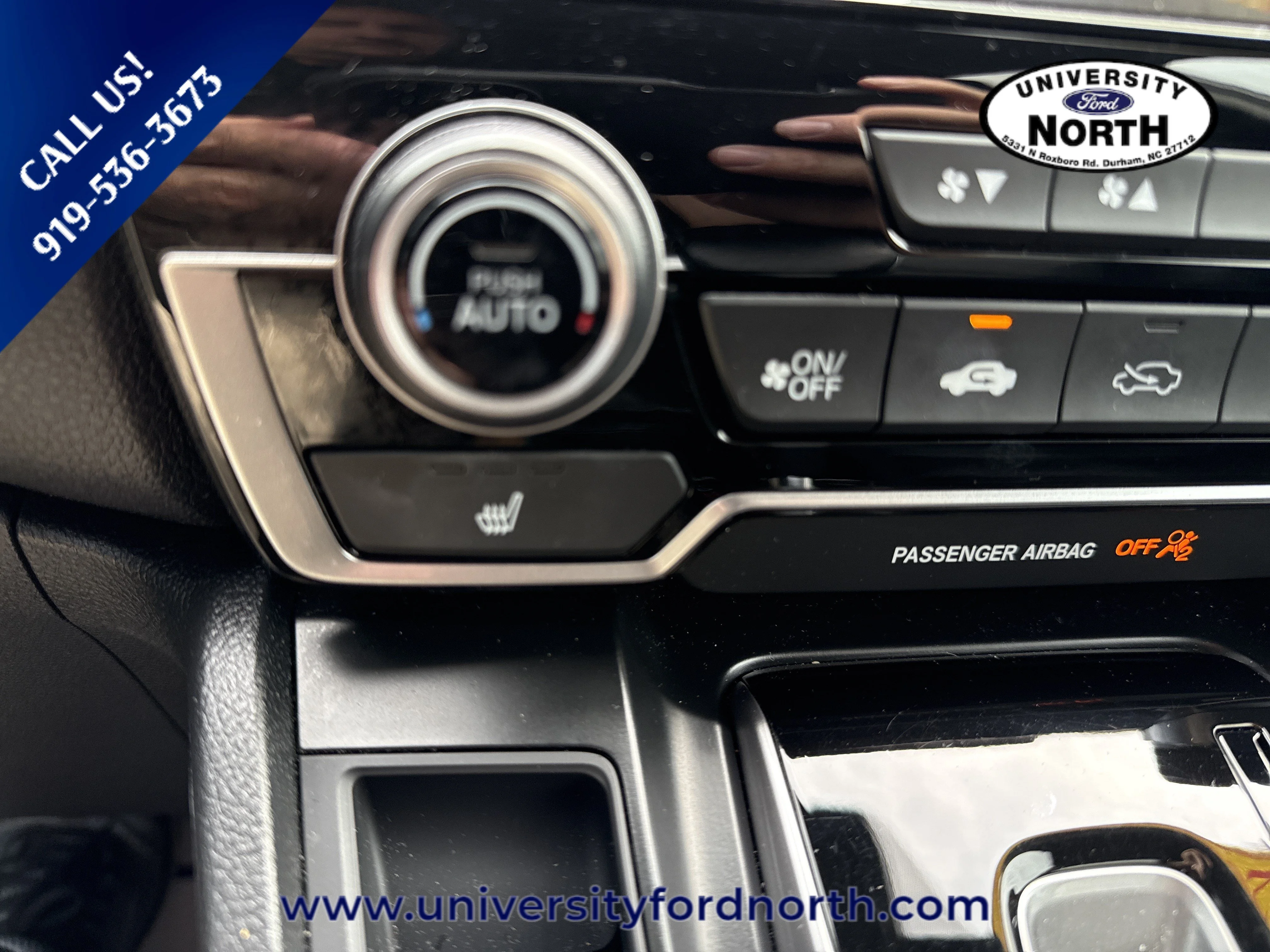 Used 2022 Lunar Silver Metallic Honda Touring image 26