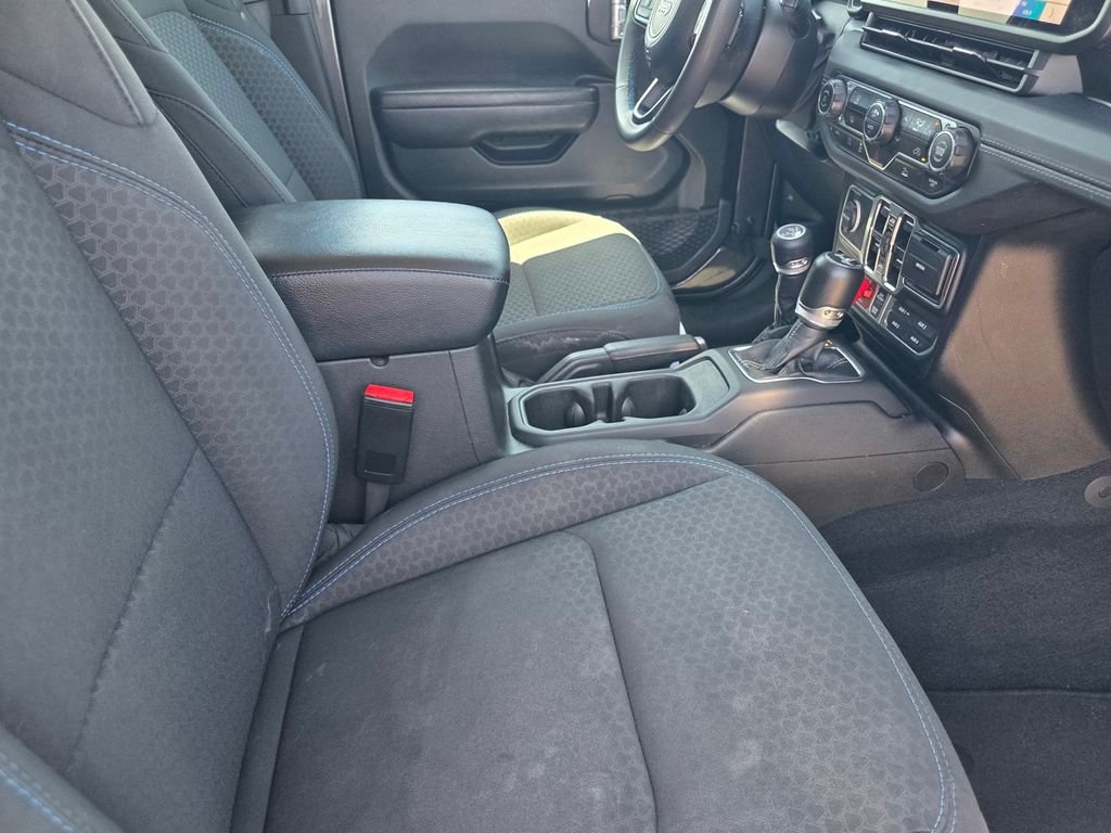 Used 2024 Gray Jeep Rubicon 4xe image 23