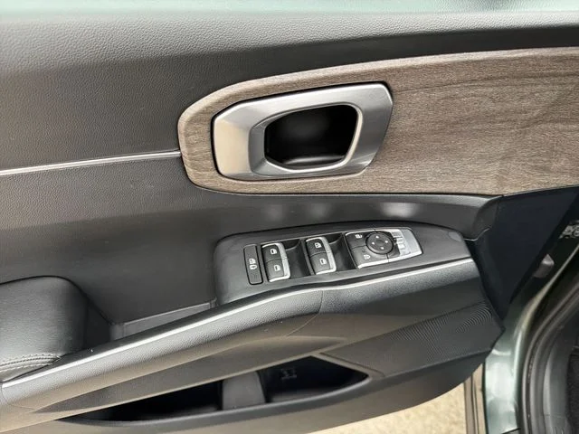 Used 2023 Green Kia X-Line EX image 15