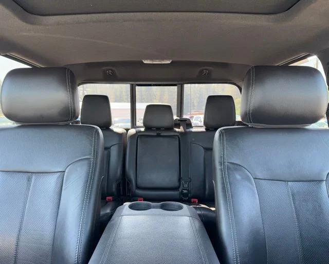 Used 2012 White Platinum Clearcoat Metallic Ford Lariat image 32