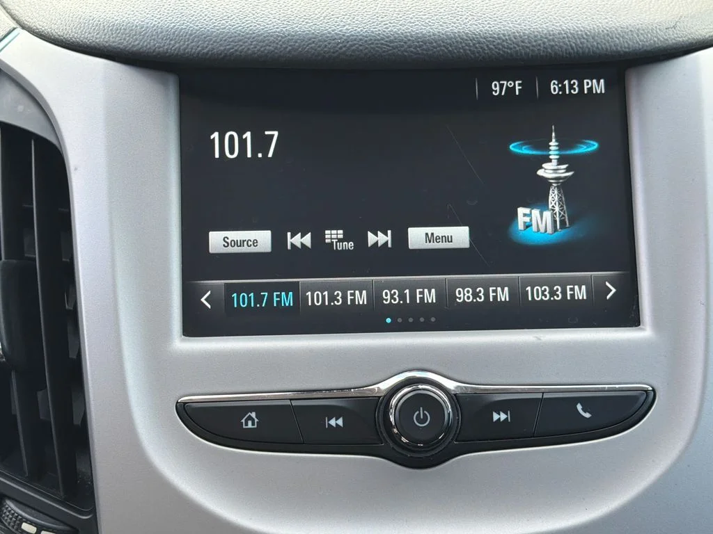 2018 Chevrolet Cruze LS - Photo 21