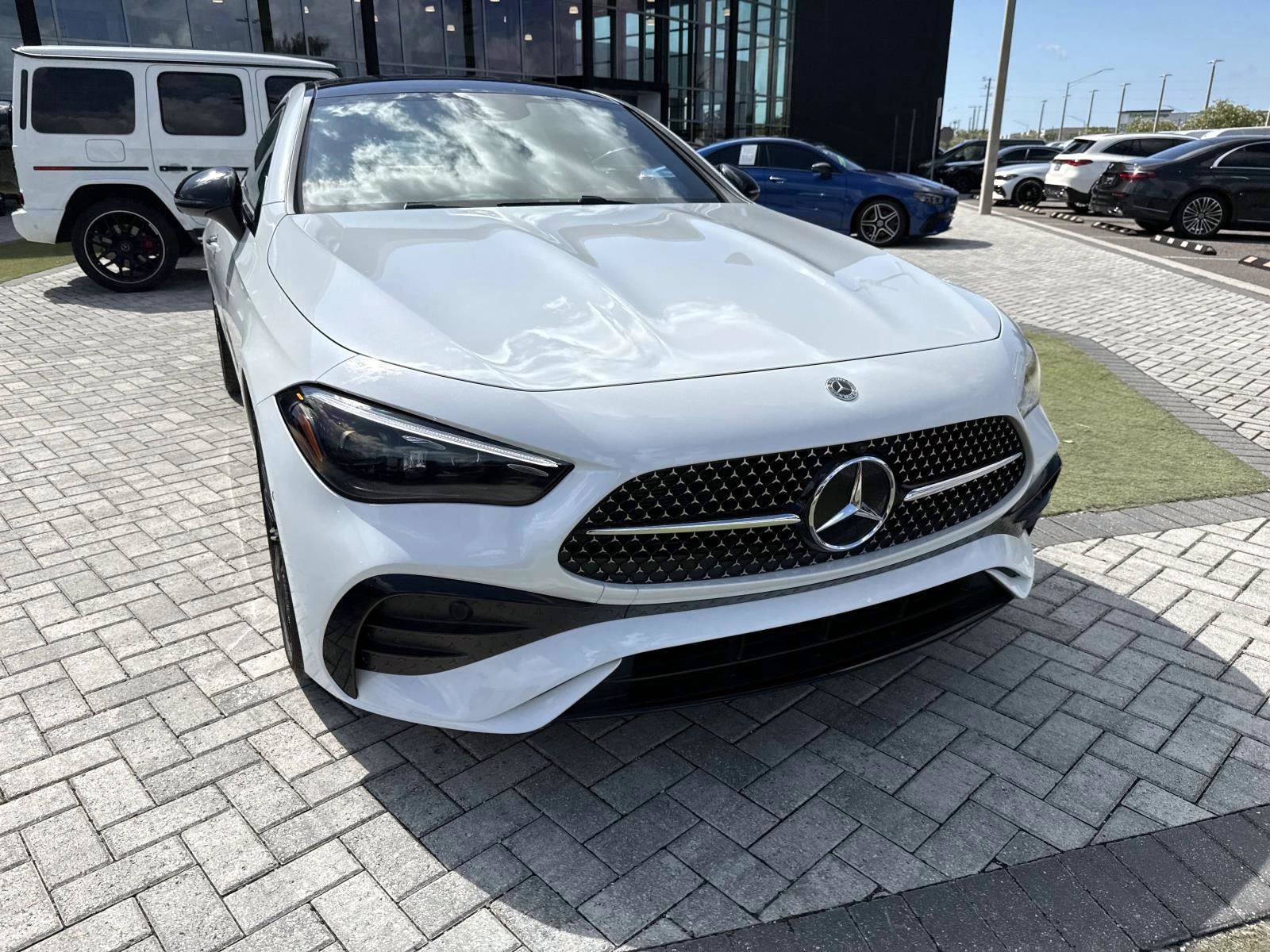 New 2026 Moonlight White Mercedes-Benz 450 4MATIC® Coupe image 8
