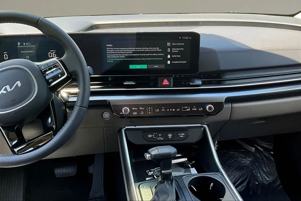 New 2026 Aurora Black Pearl Kia LXS image 6