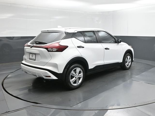 Used 2024 White Nissan S image 8