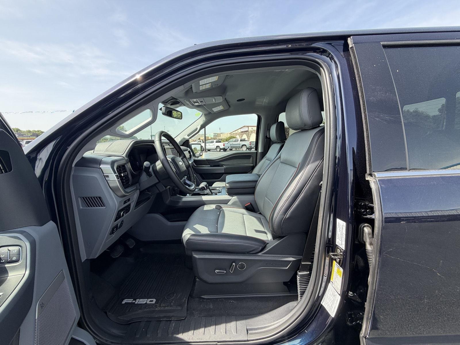 Used 2025 Antimatter Blue Metallic Ford LARIAT image 12
