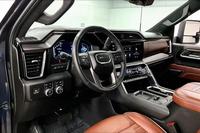 2024 GMC Sierra 3500HD Denali Ultimate - Photo 17
