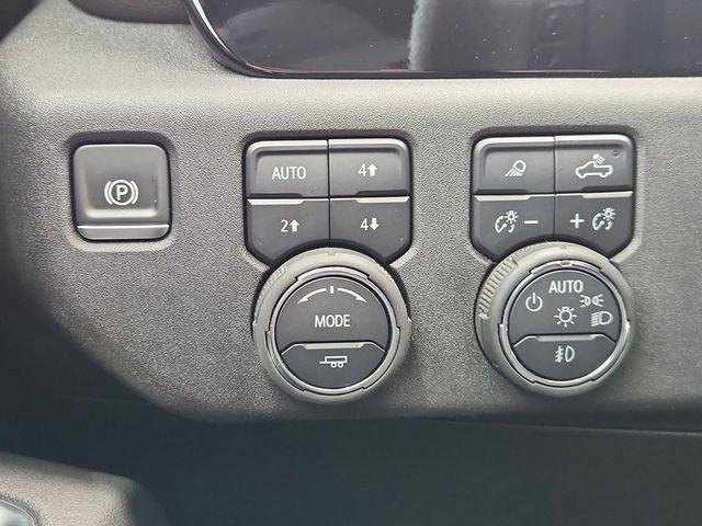 Used 2025 Black Chevrolet RST image 17