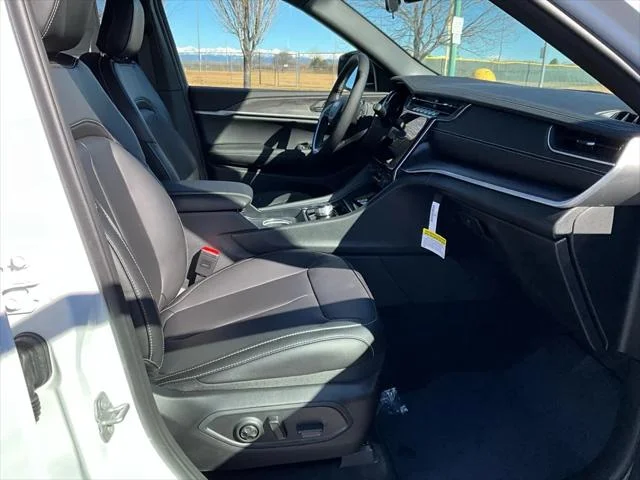 2025 Jeep Grand Cherokee Limited - Photo 11