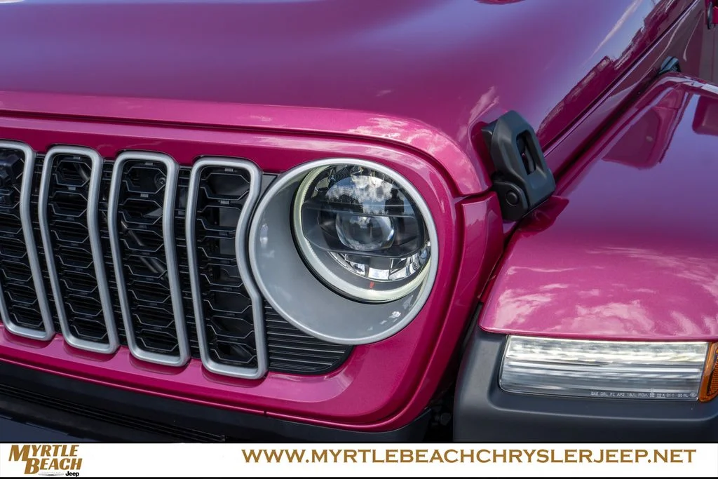 New 2026 Tuscadero Pearl-Coat Exterior Paint Jeep Sahara image 11