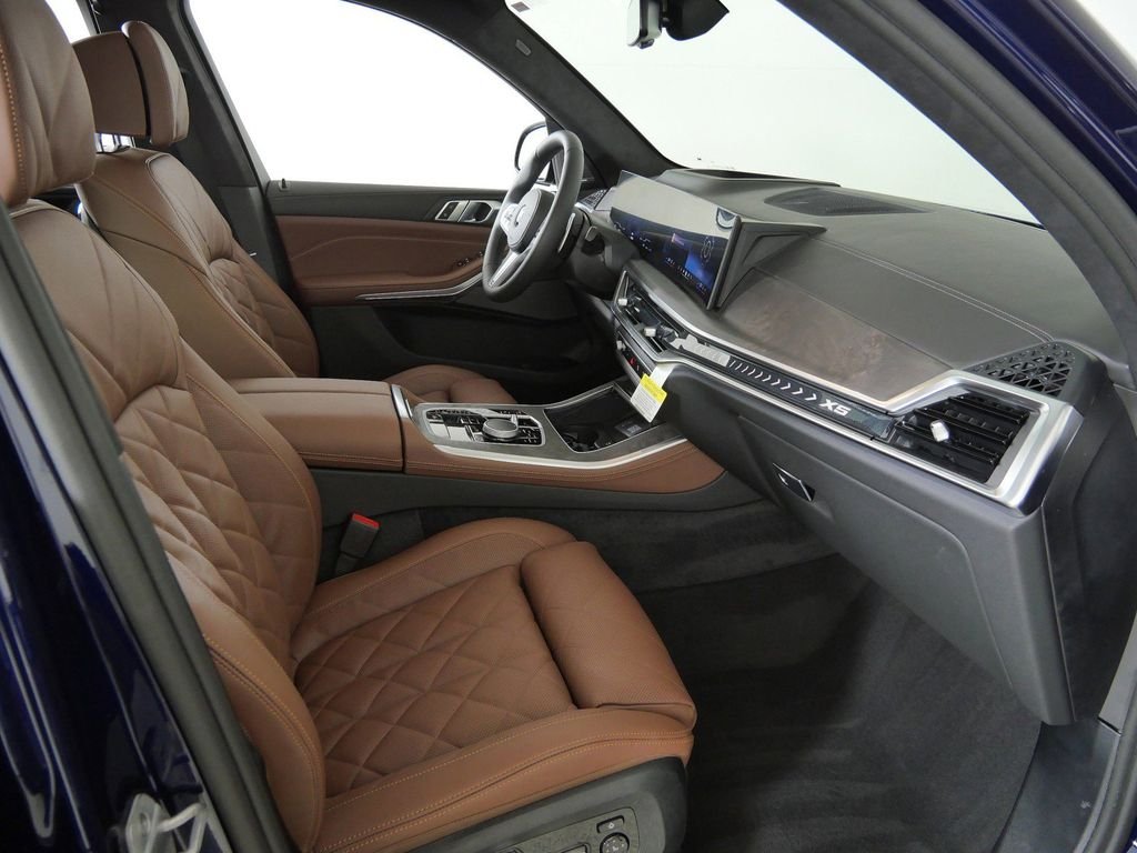 New 2026 Tanzanite Blue II Metallic BMW xDrive40i image 20