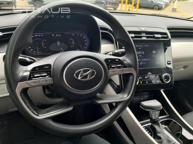 Used 2023 Shimmering Silver Hyundai SEL image 11