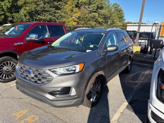 Used 2021 Gray Ford SEL image 2