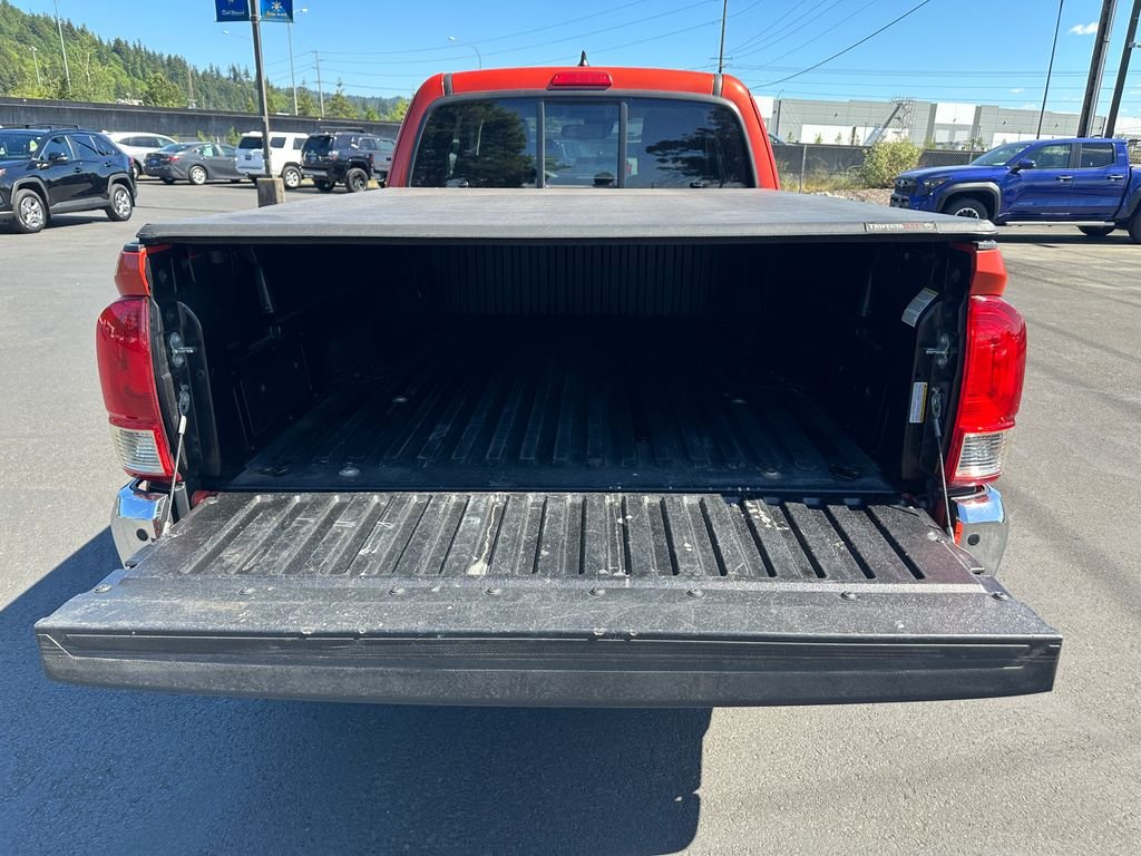 Used 2018 Red Toyota SR5 image 11