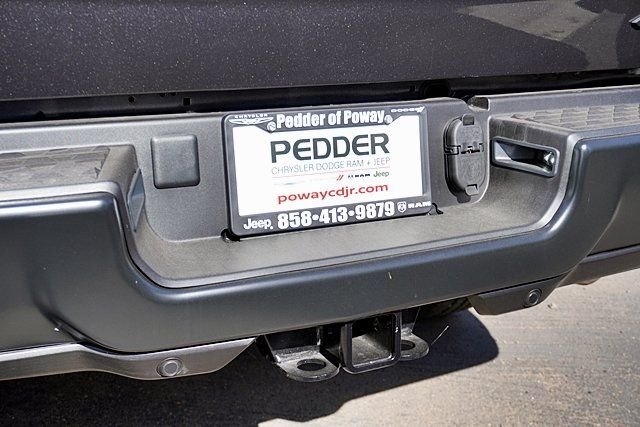 New 2026 Granite Crystal Metallic Clear-Coat Exterior Paint RAM Tradesman image 18