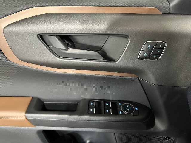Used 2025 Beige Ford Outer Banks image 19