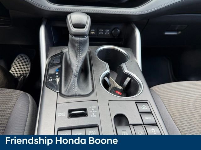 Used 2023 Blue Toyota L image 29