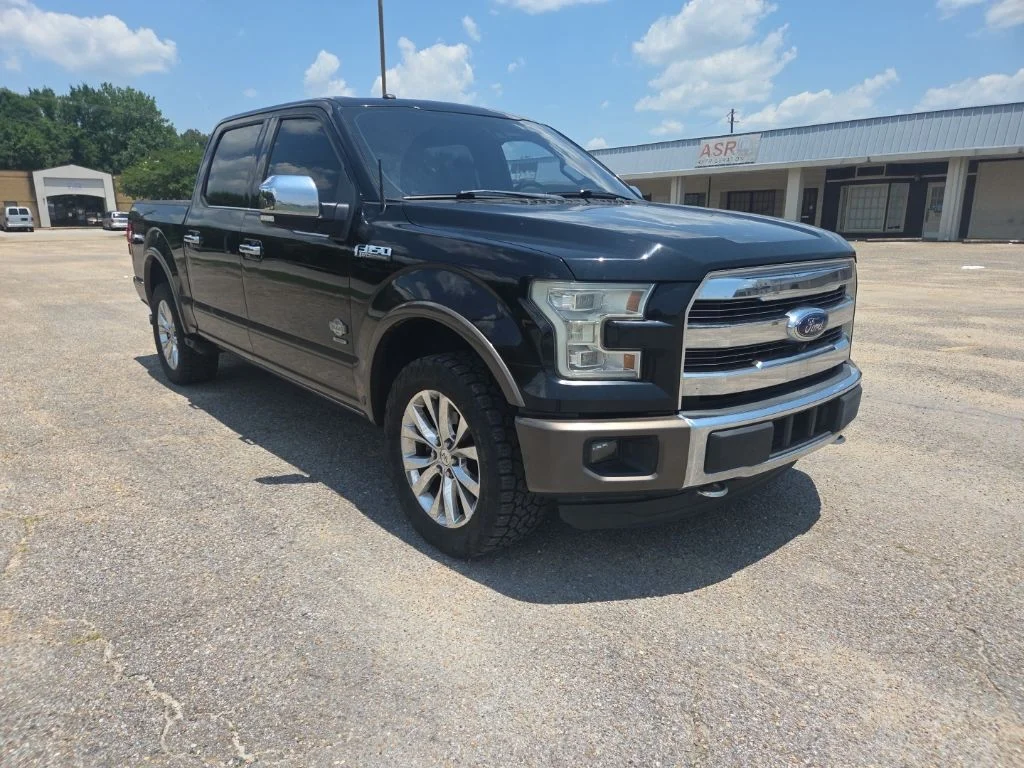 Used 2016 Black Ford King Ranch image 14