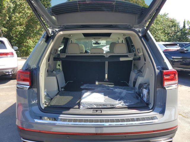 New 2026 Gray Volkswagen 2.0T SE w/Technology image 8